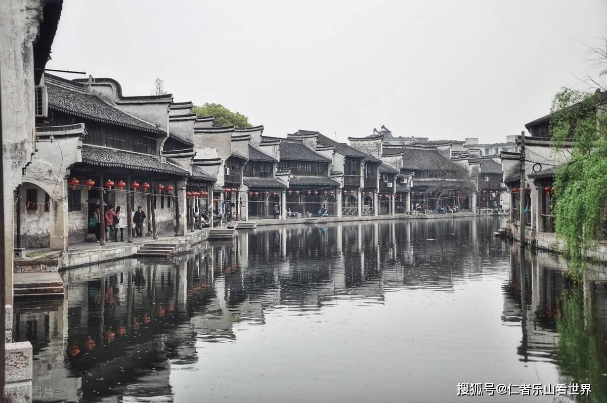 逃离遗弃的建筑3